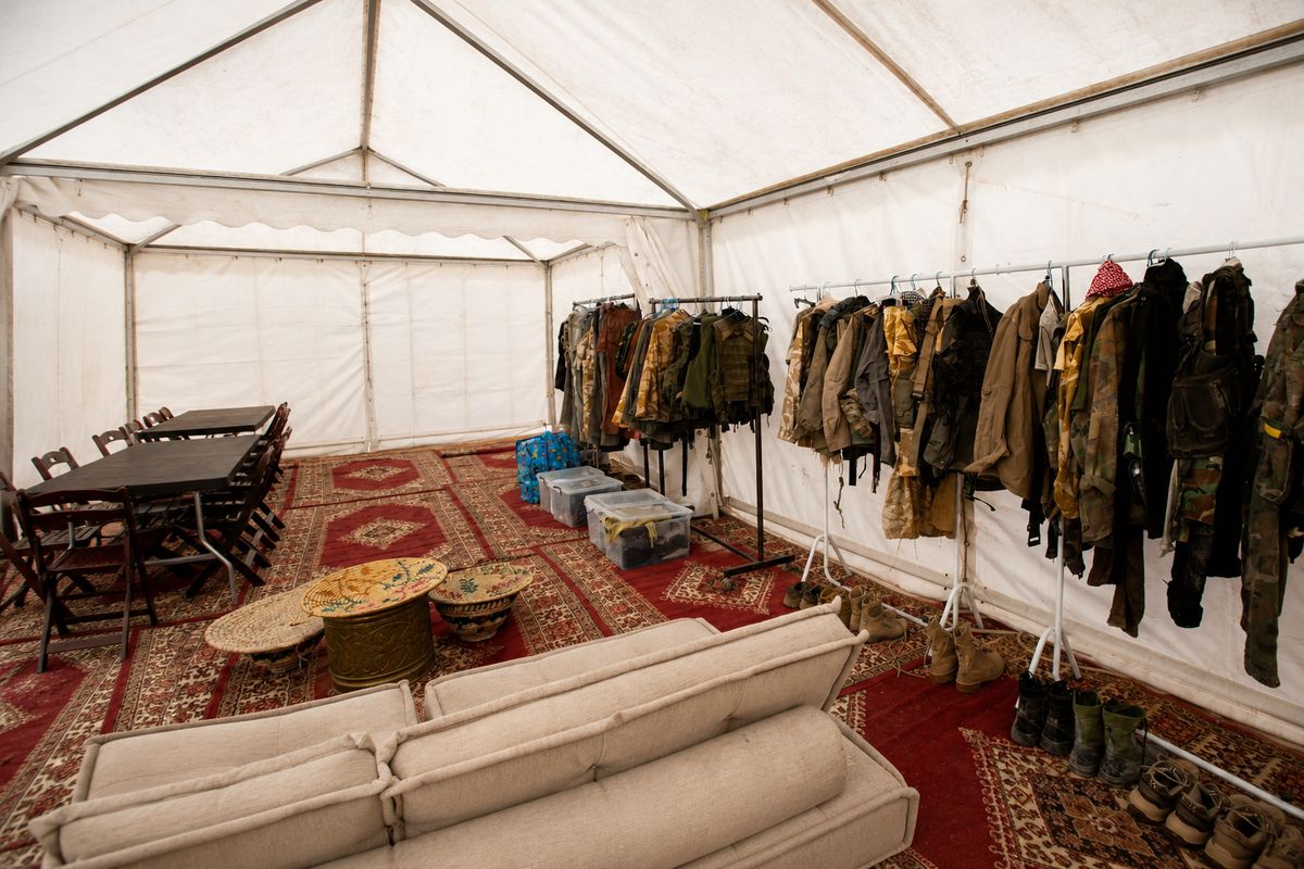 07_gear_tent_interior_with_rugs_and_racks_web_1200x800